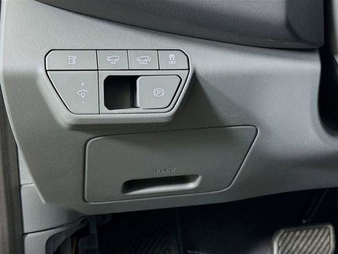 New 2026 Kia EV9 Wind image 11