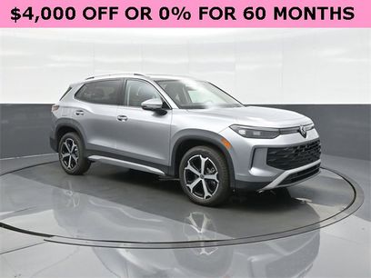 New 2025 Volkswagen Tiguan SE