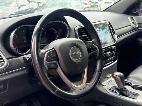 Used 2021 Jeep Grand Cherokee Limited AWD/4WD image 16