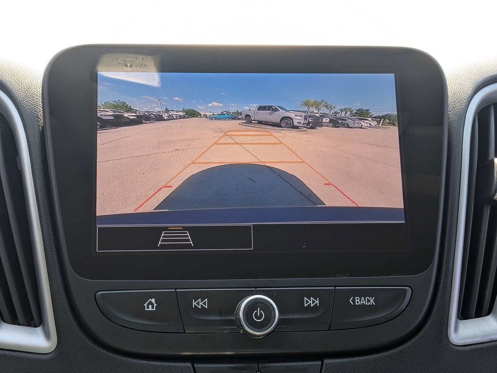 Used 2024 Chevrolet Malibu LT FWD image 19