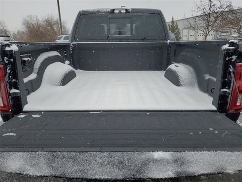 Used 2025 RAM 3500 Laramie image 33