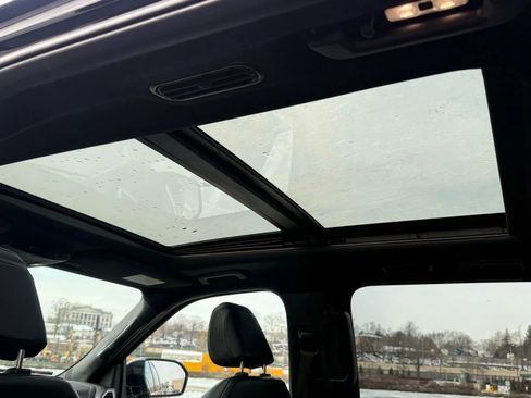 Used 2021 Ford Expedition Max Limited image 26