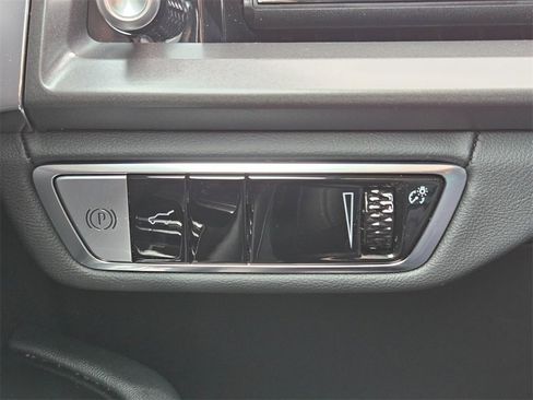 New 2026 Cadillac Vistiq Sport w/ LPO, Floor Liner Package image 22