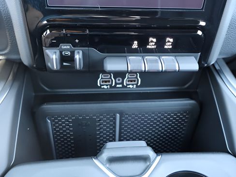 New 2026 RAM 1500 Laramie w/ Night Edition AWD/4WD image 24