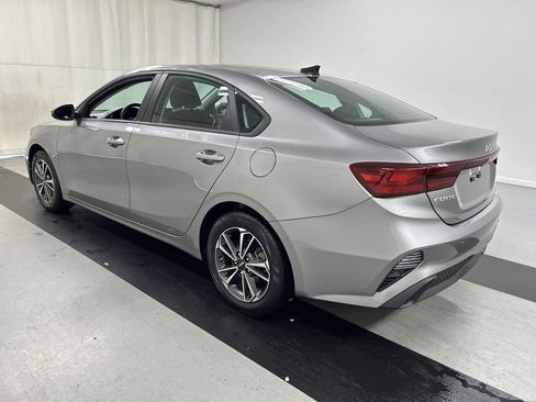 Certified 2023 Kia Forte LXS w/ LXS Technology Package FWD image 7