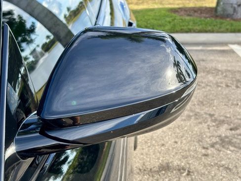 Used 2021 Lamborghini Urus image 33