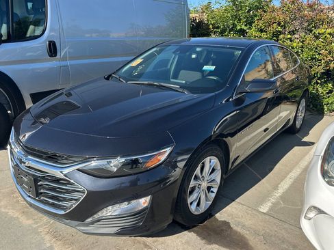 Used 2023 Chevrolet Malibu LT FWD image 2