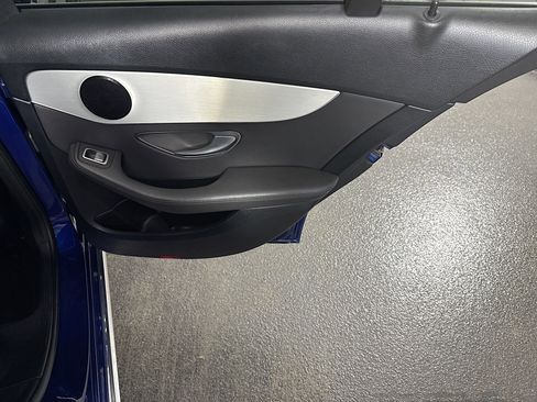 Used 2019 Mercedes-Benz C 300 Sedan image 27