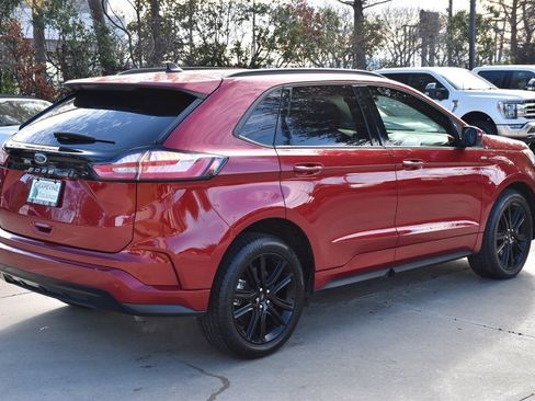 Certified 2022 Ford Edge ST-Line image 7