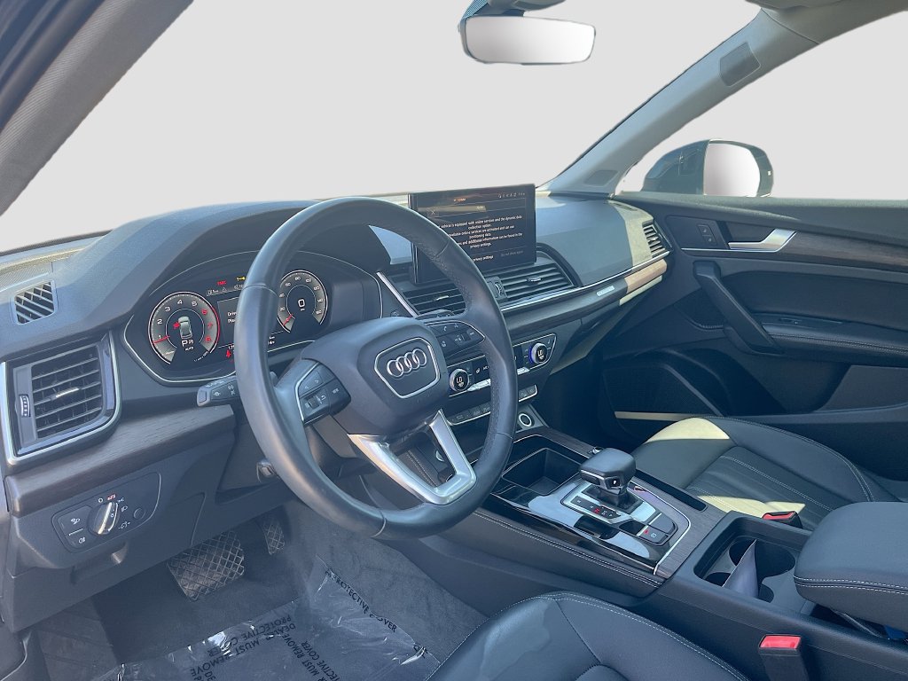 Used 2024 Audi Q5 2.0T Premium Plus w/ Premium Plus Package AWD/4WD image 9