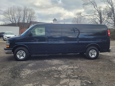 Used 2015 Chevrolet Express 3500 LT w/ LT Preferred Equipment Group image 5