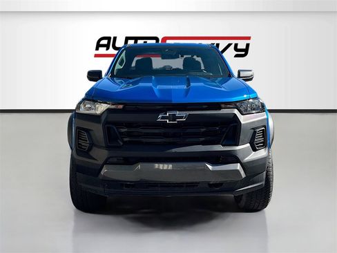 Used 2023 Chevrolet Colorado Trail Boss w/ Advanced Trailering Package image 2