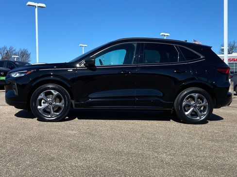 Used 2023 Ford Escape ST-Line w/ Tech Pack #1 image 8