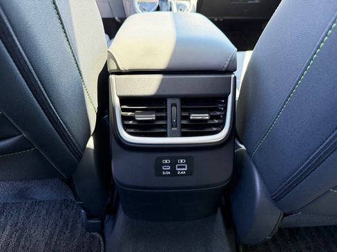 Used 2025 Subaru Outback Onyx Edition AWD/4WD image 28