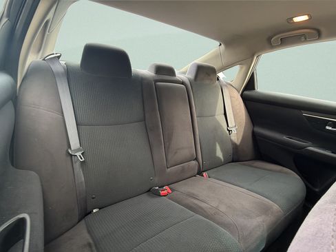 Used 2014 Nissan Altima 2.5 S FWD image 25