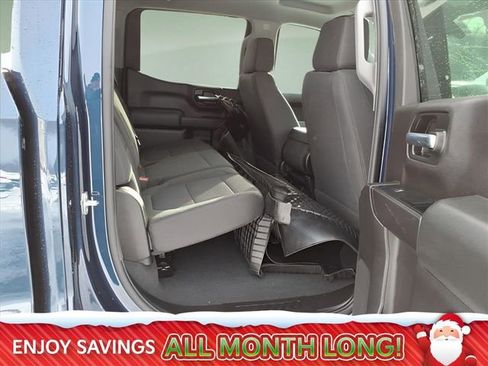 Used 2020 Chevrolet Silverado 1500 Custom w/ Custom Value Package image 8