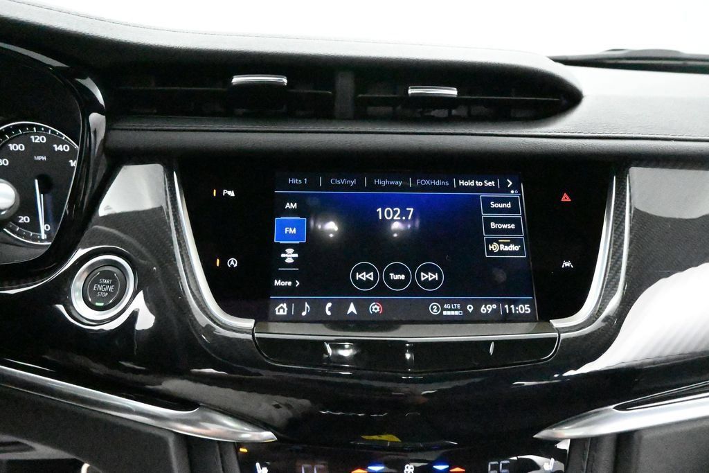 Used 2024 Cadillac XT6 Sport AWD/4WD image 13