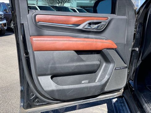 Used 2023 GMC Yukon Denali Ultimate image 22