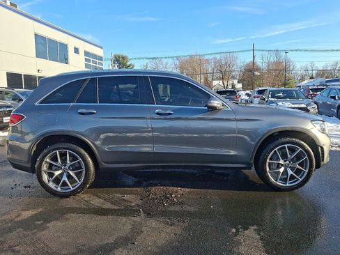 Used 2021 Mercedes-Benz GLC 300 4MATIC image 7