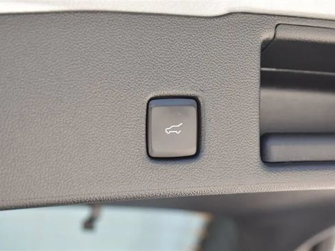 Used 2023 Ford Escape Active AWD/4WD image 32