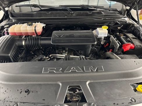 Used 2023 RAM 1500 Big Horn AWD/4WD image 32