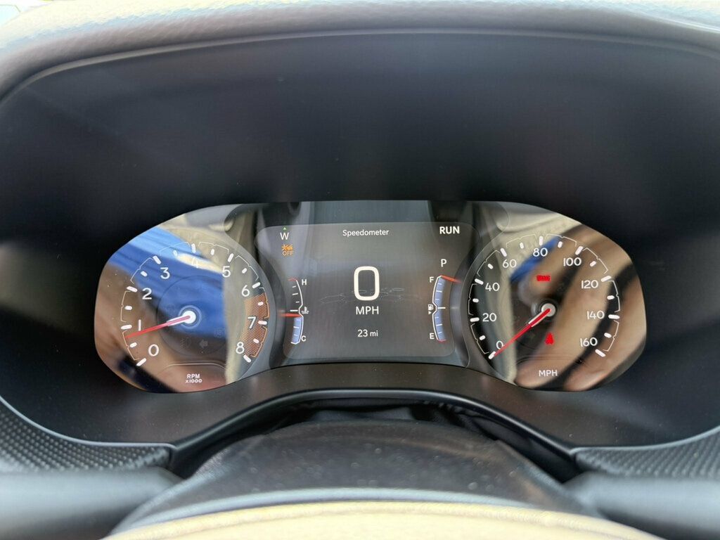 Used 2026 Jeep Compass Latitude AWD/4WD image 4