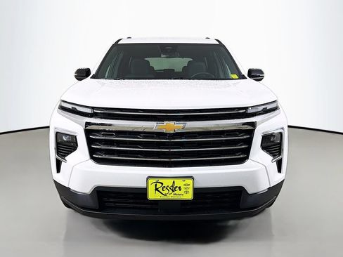 New 2026 Chevrolet Traverse LT w/ LPO, Floor Liner Package AWD/4WD image 2
