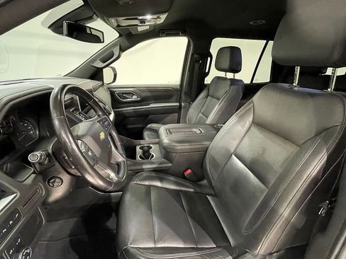 Used 2021 Chevrolet Tahoe LT w/ Luxury Package AWD/4WD image 3