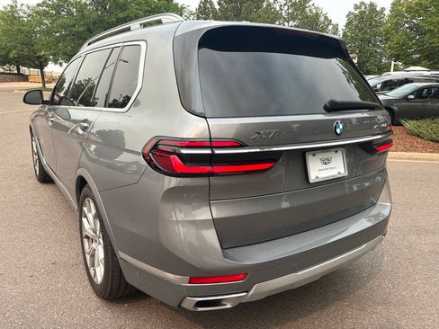 Used 2023 BMW X7 xDrive40i w/ Premium Package AWD/4WD image 3