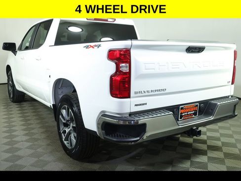Used 2023 Chevrolet Silverado 1500 LT AWD/4WD image 4