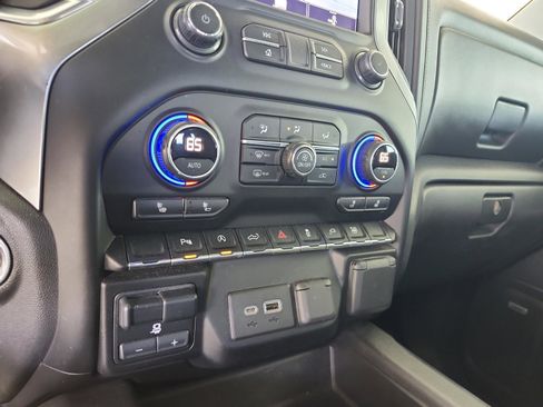 Used 2020 Chevrolet Silverado 1500 RST w/ All-Star Edition image 29