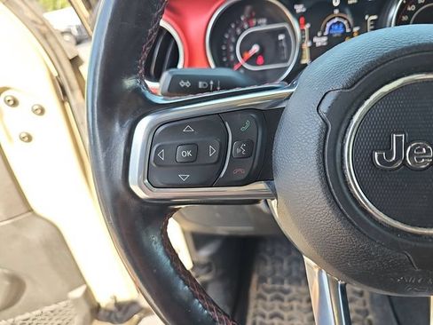Used 2020 Jeep Gladiator Rubicon AWD/4WD image 13