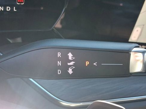 New 2026 Chevrolet Suburban Z71 w/ Comfort Package image 13