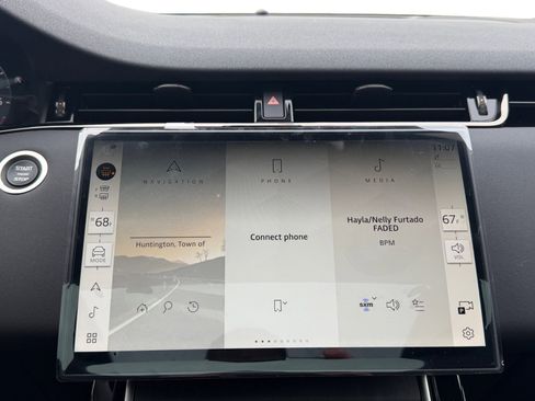 New 2026 Land Rover Range Rover Evoque Dynamic SE AWD/4WD image 14