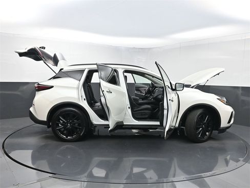 Used 2024 Nissan Murano SV w/ SV Midnight Edition Package image 35