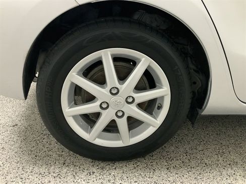 Used 2013 Toyota Prius C Three FWD image 12