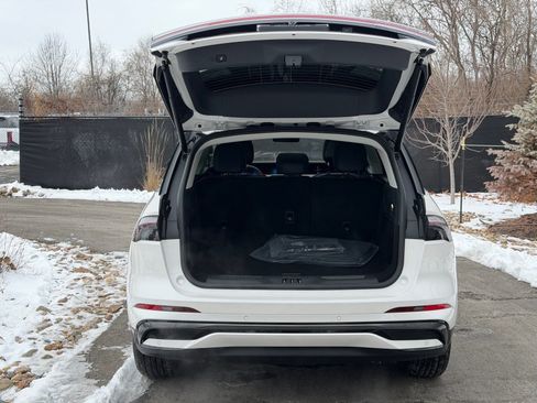 New 2026 Lincoln Nautilus Reserve image 16