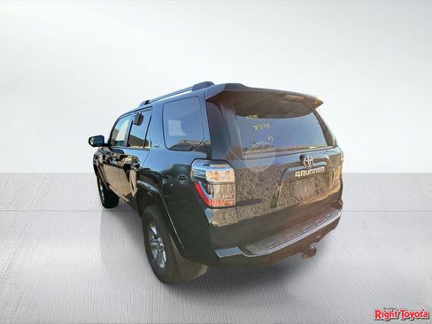 Certified 2024 Toyota 4Runner SR5 AWD/4WD image 3