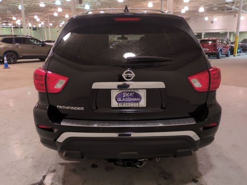 Used 2020 Nissan Pathfinder S FWD image 4