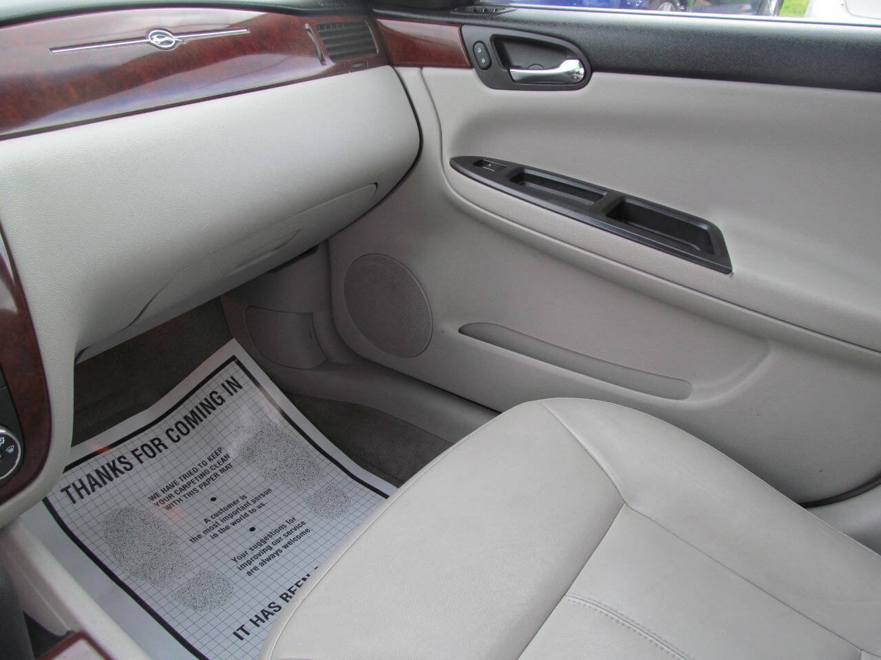 Used 2007 Chevrolet Impala LT FWD image 11