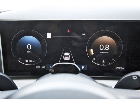 Used 2026 Hyundai Tucson Limited image 17