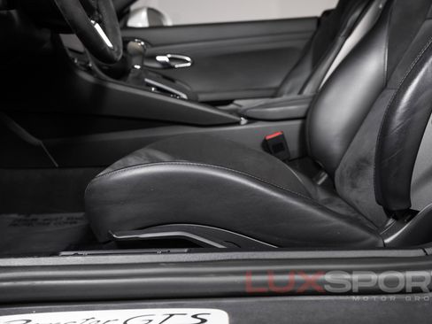 Used 2018 Porsche 718 Boxster GTS RWD image 28