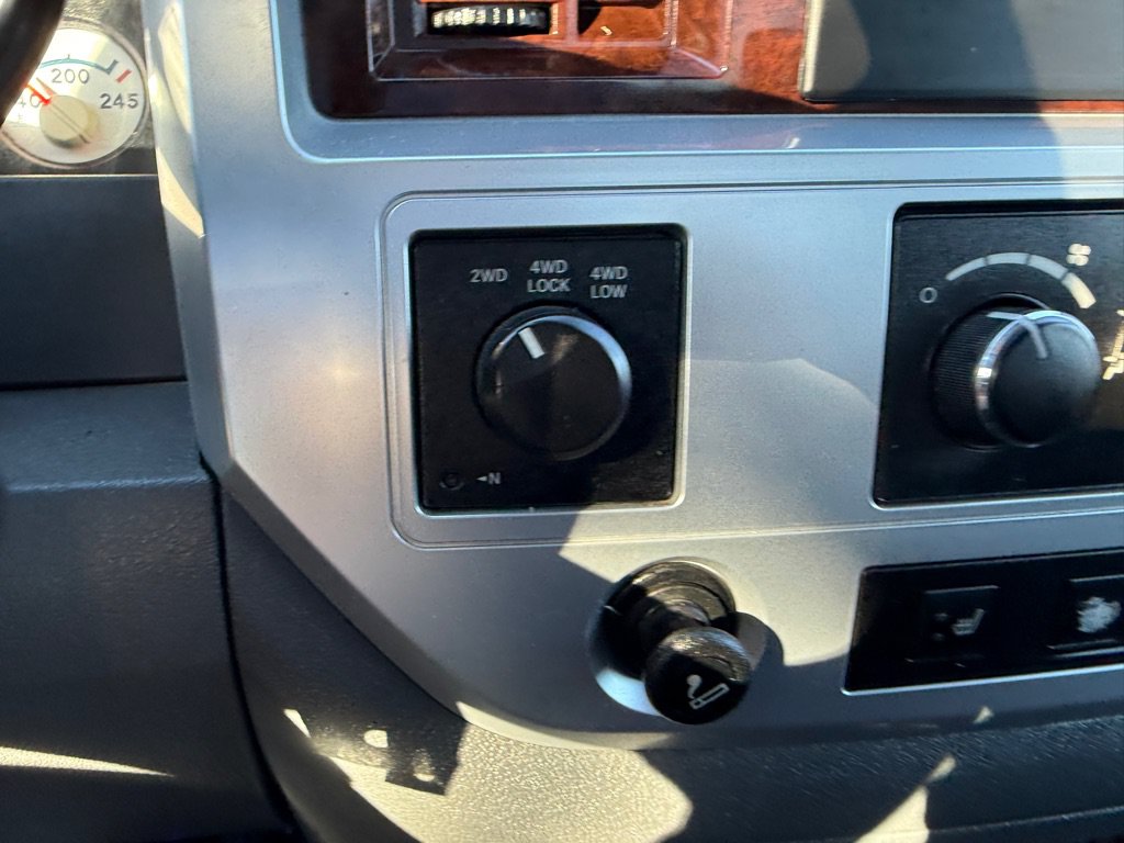 Used 2008 Dodge Ram 2500 Truck Laramie w/ Trailer Tow Group AWD/4WD image 31
