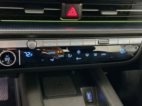 Used 2024 Hyundai Ioniq 6 SEL image 23