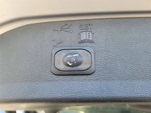 Used 2018 Ford Escape SEL image 24