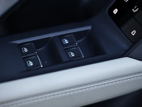 New 2025 Audi Q5 2.0T Premium Plus image 17