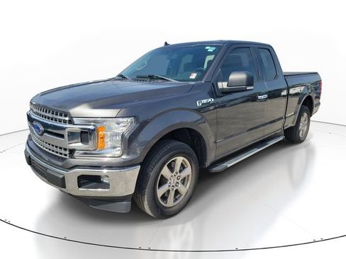 Used 2019 Ford F150 XLT w/ Equipment Group 302A Luxury RWD image 4
