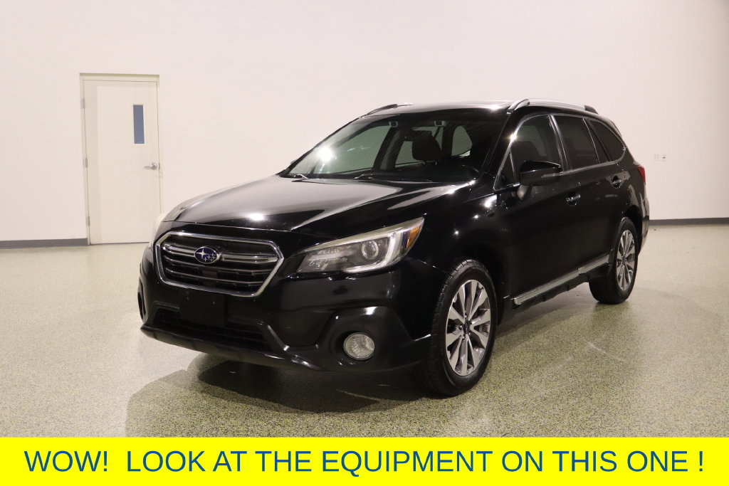 Used 2018 Subaru Outback 3.6R Touring w/ Popular Package #3 AWD/4WD image 4
