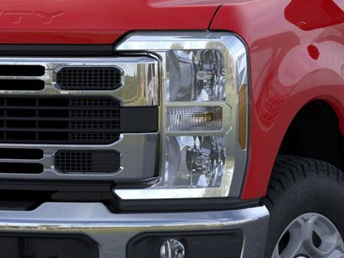 New 2026 Ford F250 XLT w/ FX4 Off-Road Package AWD/4WD image 18