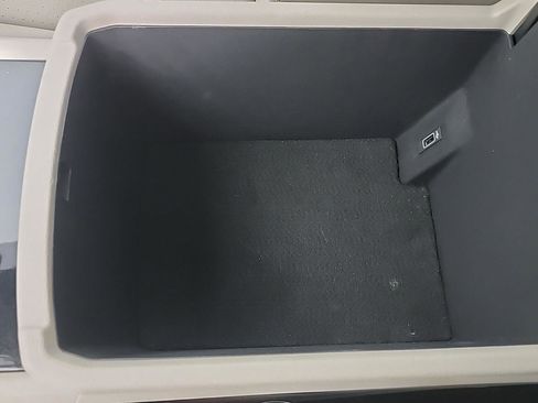 Used 2019 Volkswagen Atlas SEL image 34